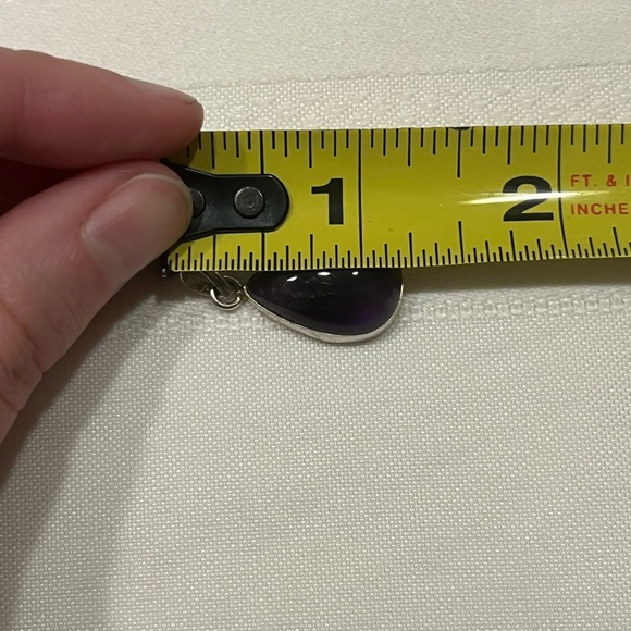 Sterling silver purple stone pendant - Picture 5 of 9